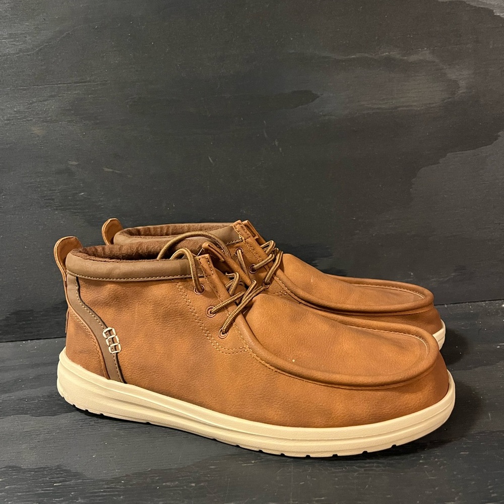 Hey Dude Wally Mid Mens Size 12 GripR Casual Shoes Cognac Tan